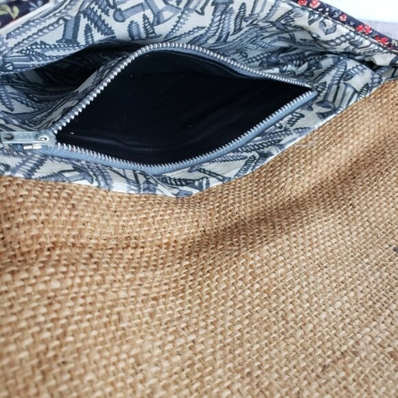 Vintage Bohemian Cottagecore Jute Floral Quilted Envelope Clutch Purse - Picture 7 of 11